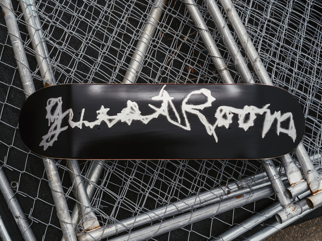 LOGO DECK - 8.25