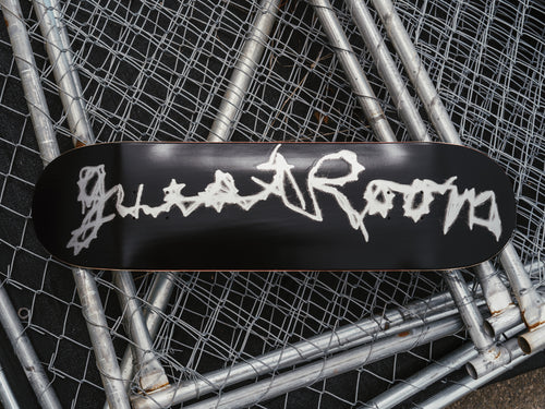 LOGO DECK - 8.25